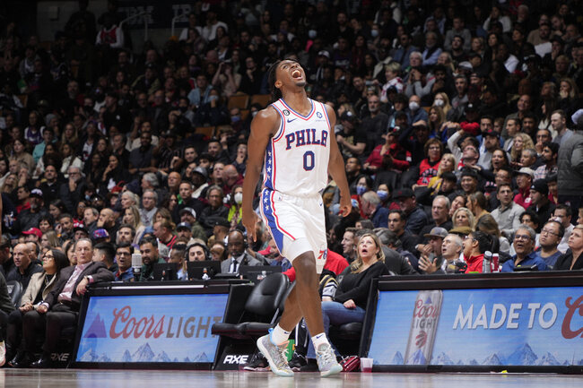 Tyrese Maxey destaques NBA
