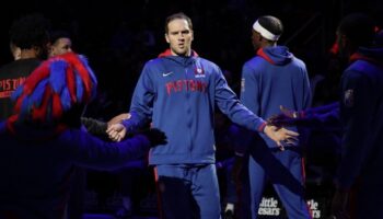 Bojan Bogdanovic extensão Pistons