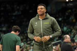 giannis antetokounmpo sumir aposentadoria
