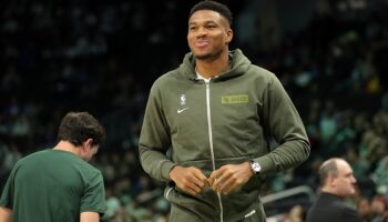 giannis antetokounmpo sumir aposentadoria