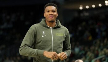 antetokounmpo giannis arenas críticas