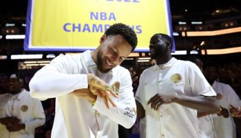 Curry vitória anéis Warriors