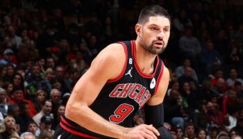 Nikola Vučević renovação contrato