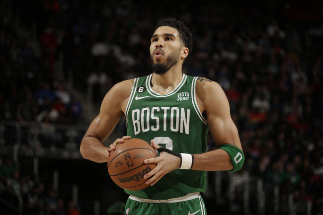 Jayson Tatum jogar Natal