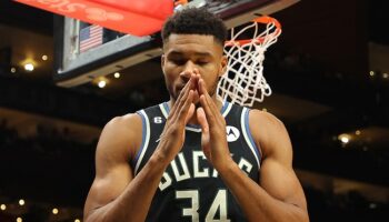 giannis antetokounmpo corrida mvp