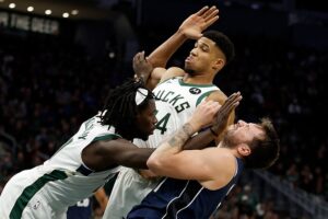giannis antetokounmpo bucks mavericks