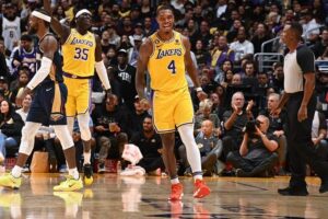 Lonnie Walker lakers pelicans