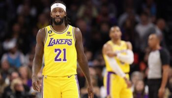 patrick beverley empurrão ayton