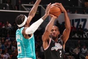 Kawhi Leonard jogo retorno