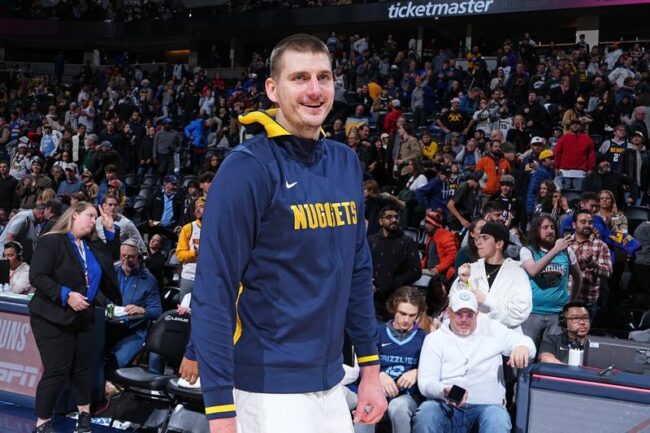 Shaq marcar Nikola Jokic