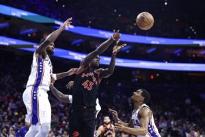 Joel Embiid Raptors vencer