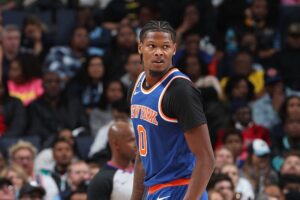 Lakers Knicks troca tripla