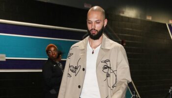 Evan Fournier troca Lakers