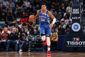 Bucks Pelicans Giannis Antetokounmpo