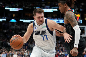 Mavericks Rockets Luka Doncic