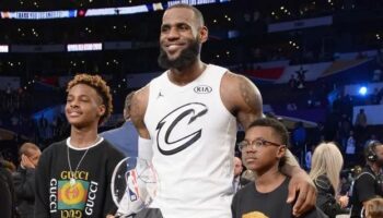 filhos LeBron James contrato