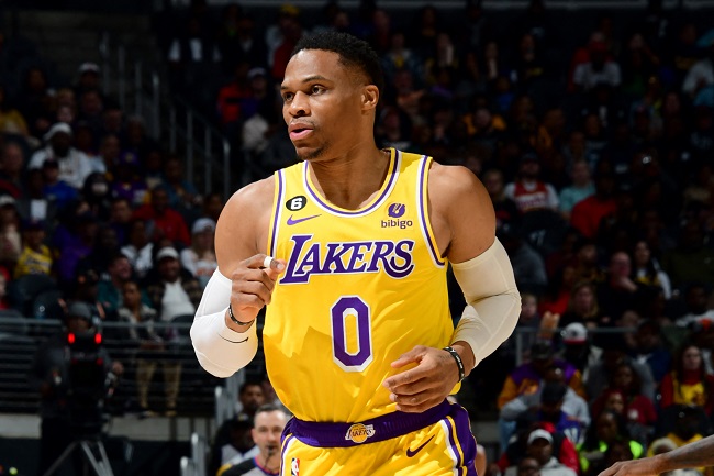 Russell Westbrook acabar Lakers