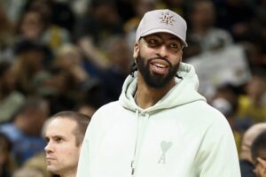 Anthony Davis problema Lakers