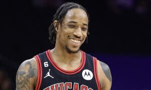 derozan demar bulls contrato