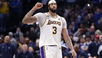 anthony davis lakers mavericks