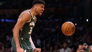 mvp Giannis Antetokounmpo nba