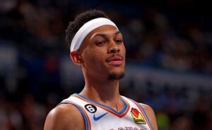 Suns troca Darius Bazley