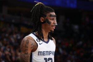 ja morant arma suspensão