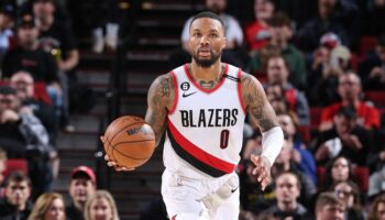 Damian Lillard troca Blazers