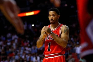 derrick rose bulls lesões