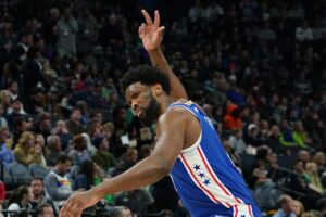 joel embiid jogador nba