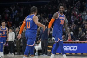 knicks heat time playoffs