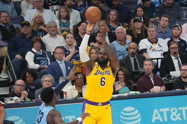 LeBron James Lakers playoffs