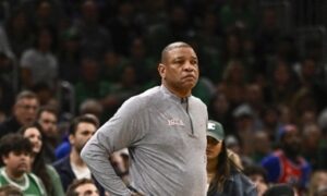 Doc Rivers técnico Suns