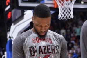 blazers damian lillard troca