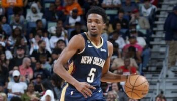 Herb Jones contrato Pelicans