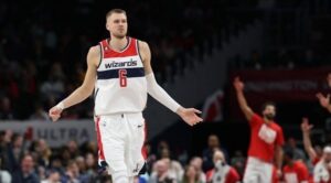 Kristaps Porzingis Boston Celtics