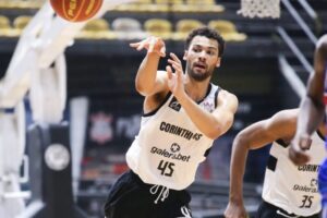 mãozinha summer league pistons