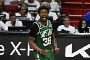 celtics troca marcus smart