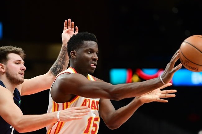 mavericks troca clint capela