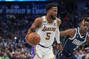 mavs troca malik beasley