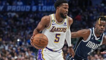 mavs troca malik beasley