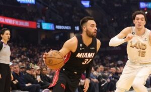 Cavs Max Strus troca Heat