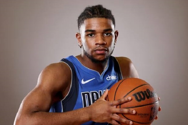 Mavs troca Jaden Hardy