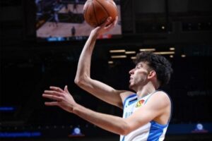 chet holmgren playoffs thunder