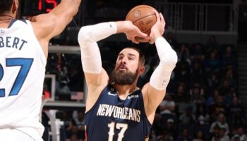 Jonas Valanciunas trocas Pelicans