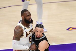 Dillon Brooks LeBron James