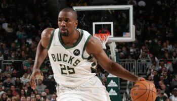 Serge Ibaka NBA Bucks