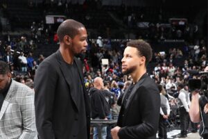 jogadores salários temporada NBA