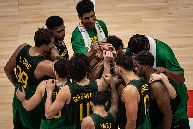 onde assistir brasil letônia basquete