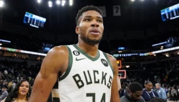 Bucks Giannis Antetokounmpo Lillard